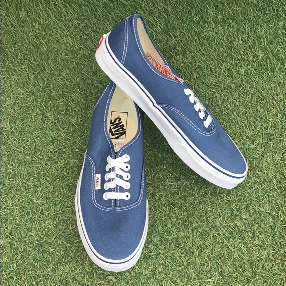 Authentic Vans sneaker